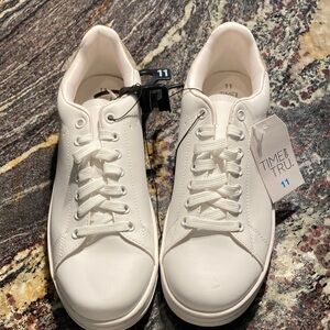 Time and Tru Classic White Lace-Up Sneakers